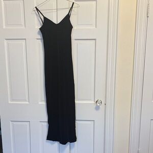 Elegant Black Maxi Dress